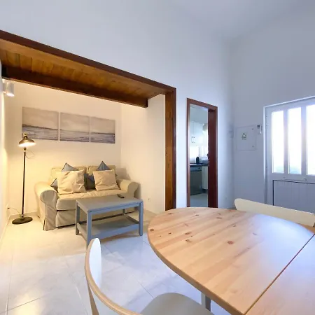 Cozy House In The Center Of #1899